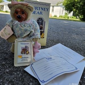 Courtney Bear by Robert Raikes